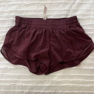 Lululemon hottie hot short 2.5”